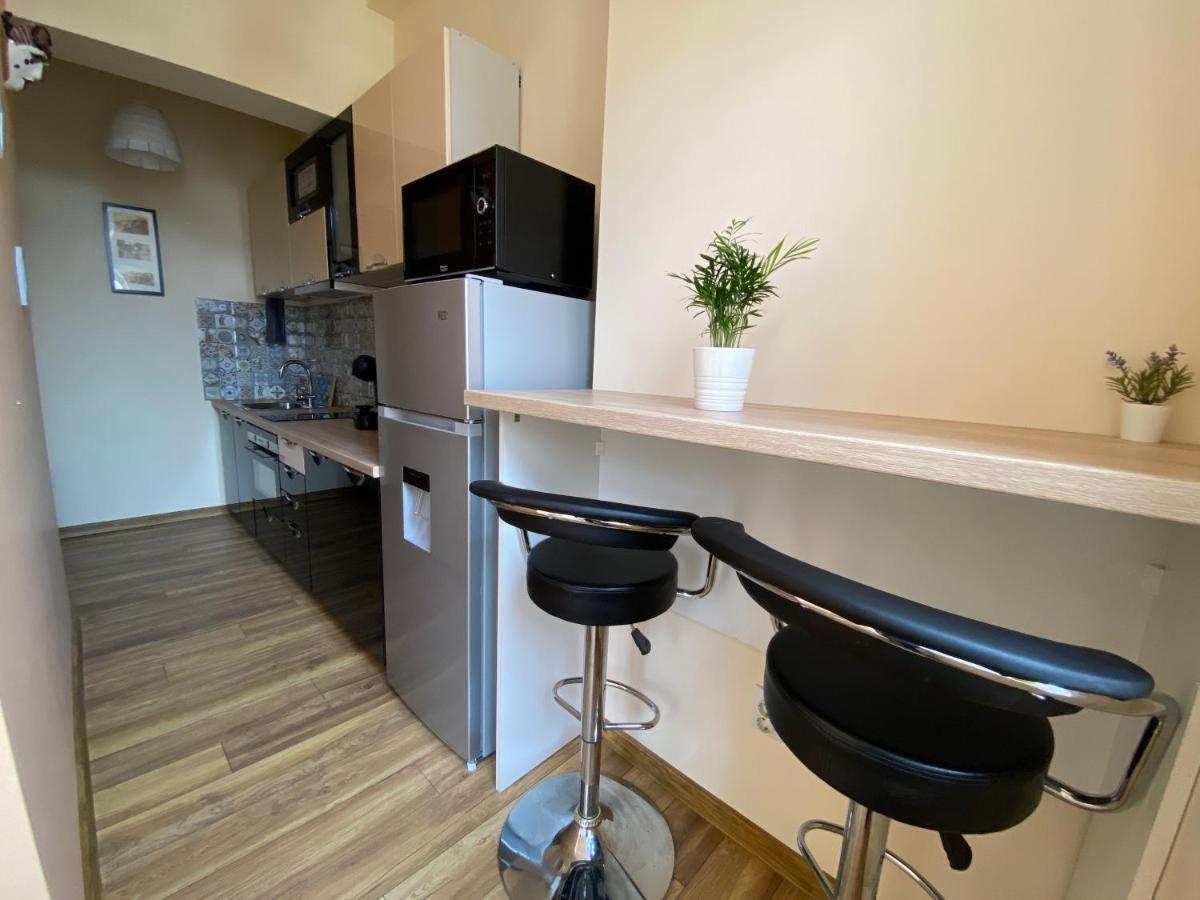 Cozy Apartment In Downtown Sofia - Tsar Samuil Street Bagian luar foto