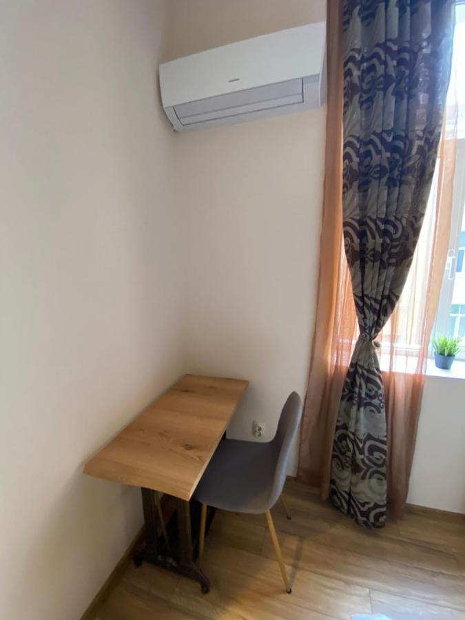 Cozy Apartment In Downtown Sofia - Tsar Samuil Street Bagian luar foto