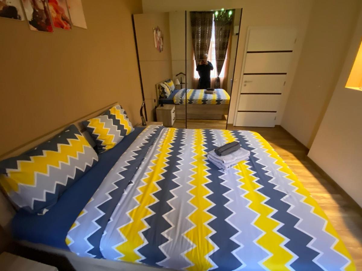 Cozy Apartment In Downtown Sofia - Tsar Samuil Street Bagian luar foto