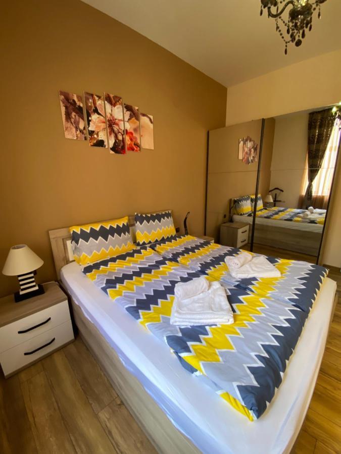 Cozy Apartment In Downtown Sofia - Tsar Samuil Street Bagian luar foto
